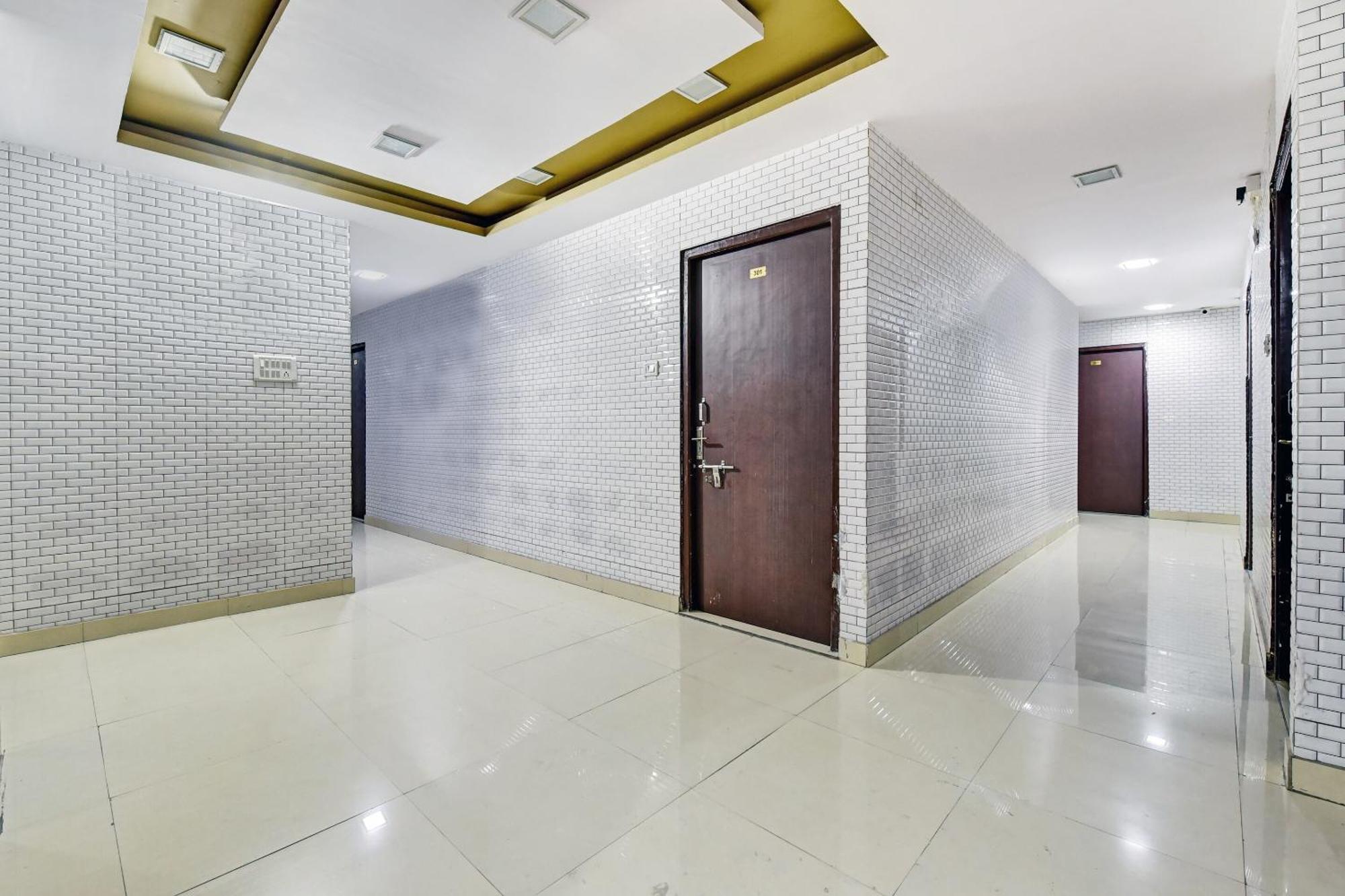 Hotel O Eleven Hotel & Banquet Kota  Exterior photo